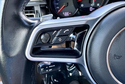 2021 Porsche Macan AWD