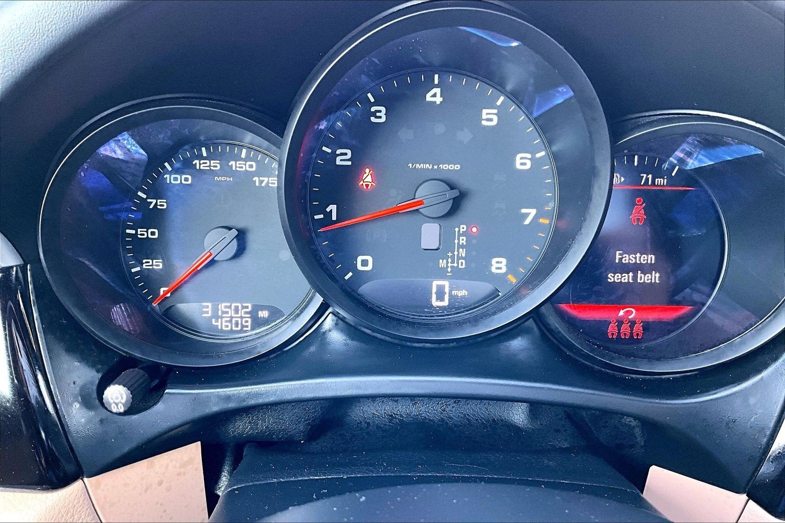 2021 Porsche Macan AWD