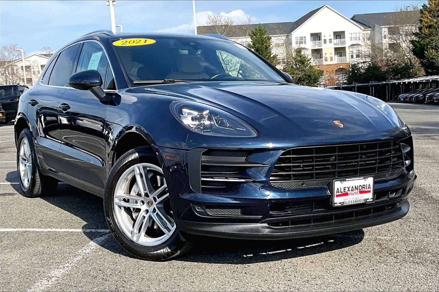 2021 Porsche Macan AWD
