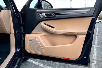 2021 Porsche Macan AWD