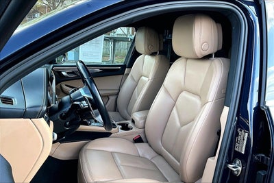 2021 Porsche Macan AWD