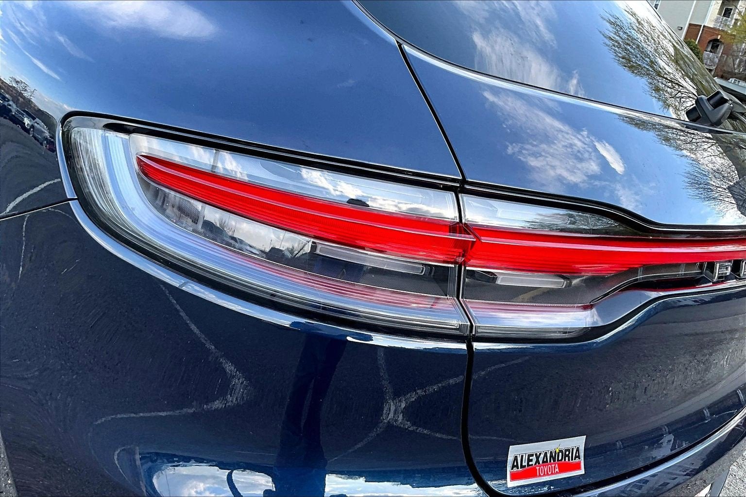 2021 Porsche Macan AWD