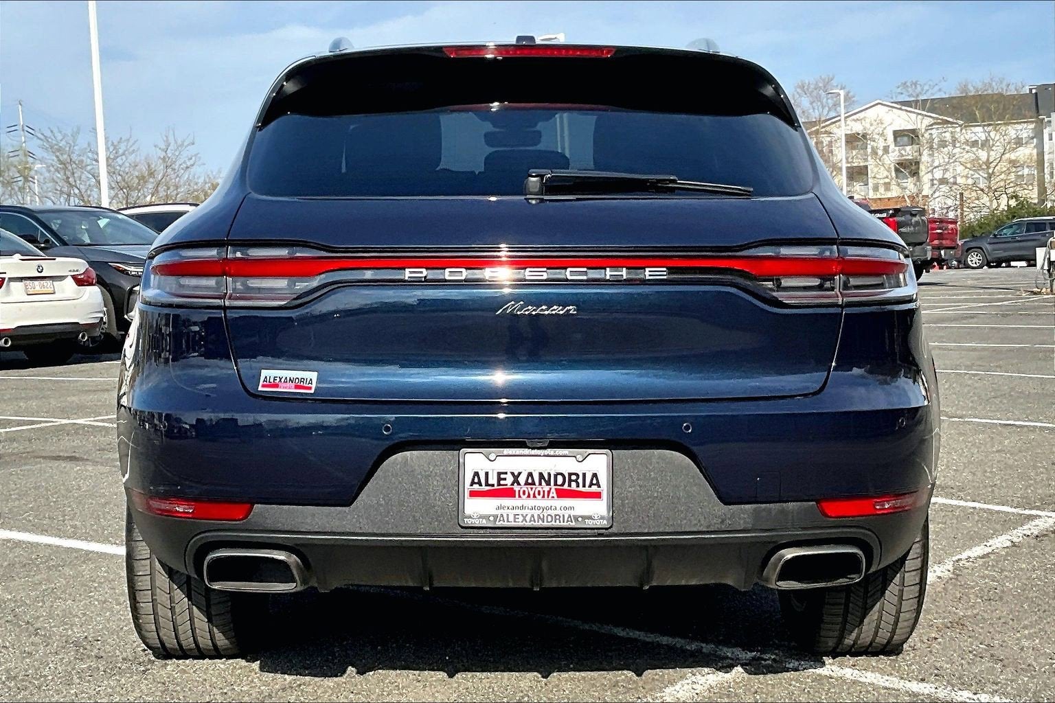 2021 Porsche Macan AWD