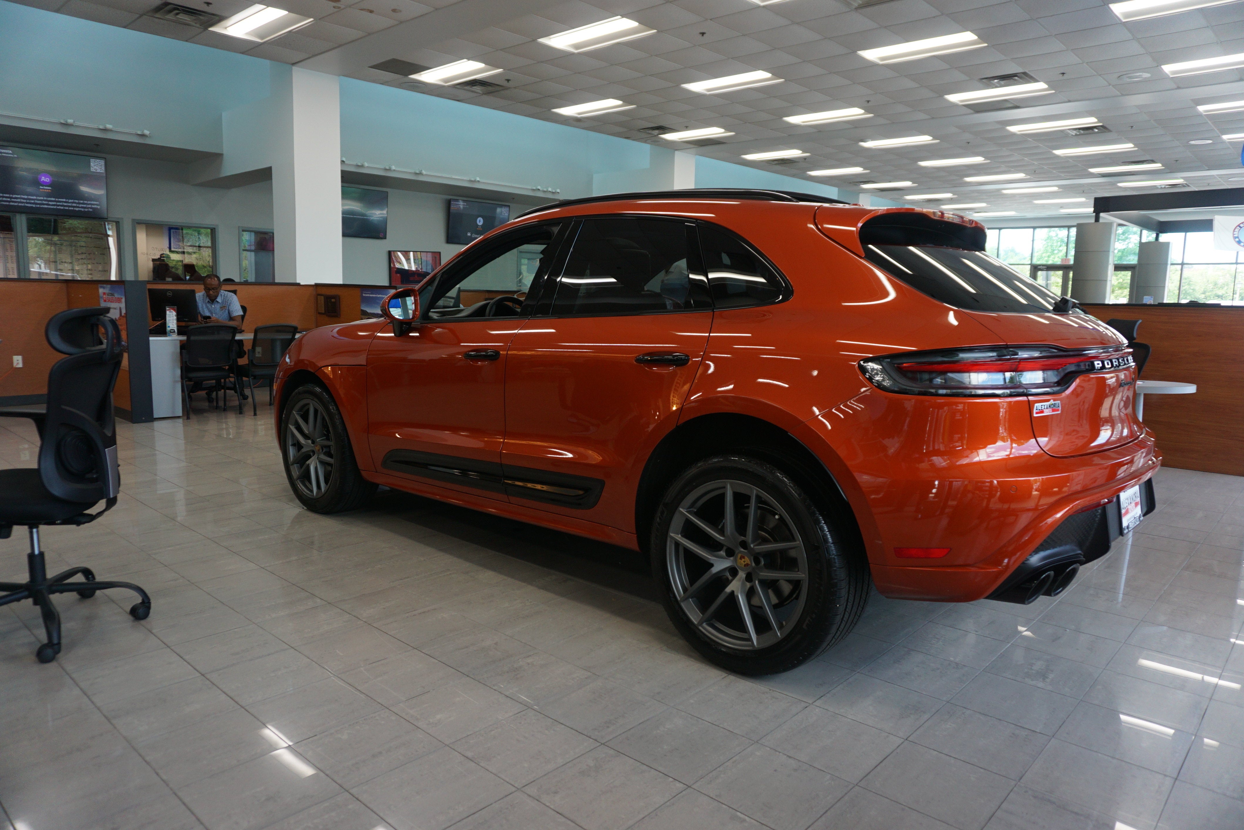 2022 Porsche Macan S