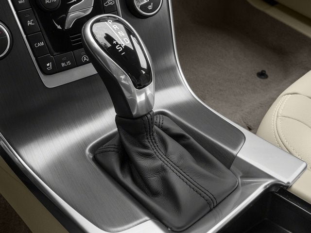 2015 Volvo V60 T5 Drive-E Platinum