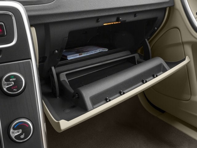 2015 Volvo V60 T5 Drive-E Platinum