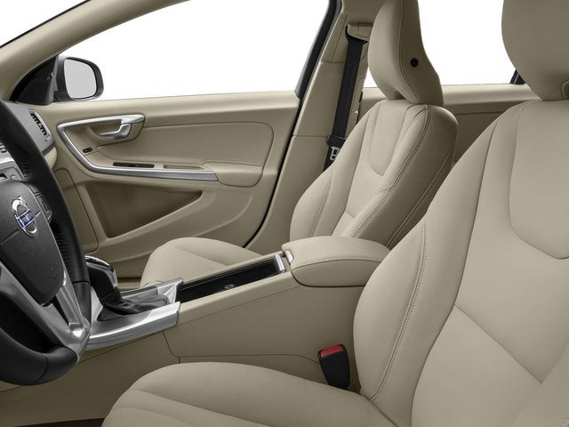 2015 Volvo V60 T5 Drive-E Platinum