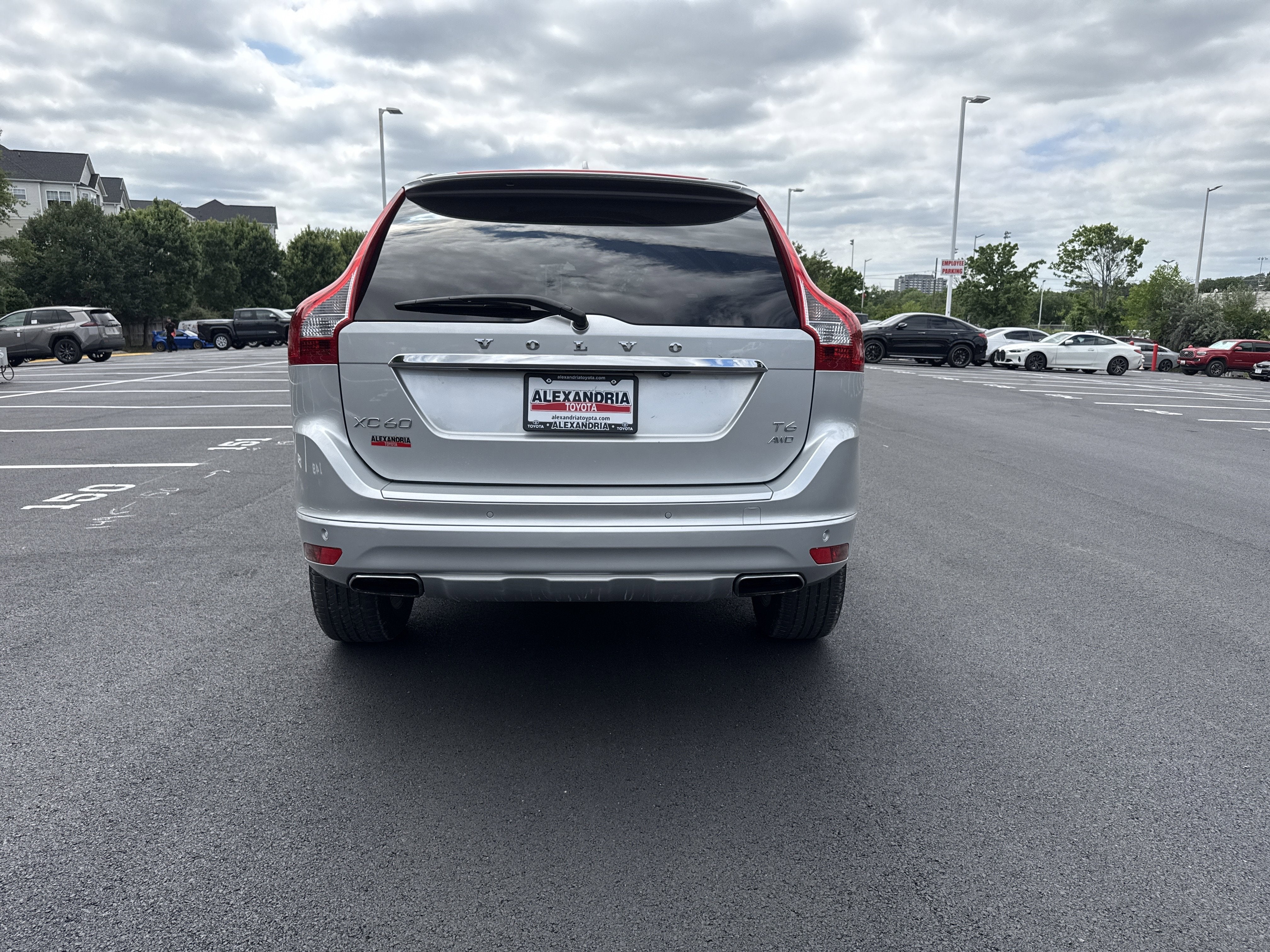 2016 Volvo XC60 T6 Drive-E
