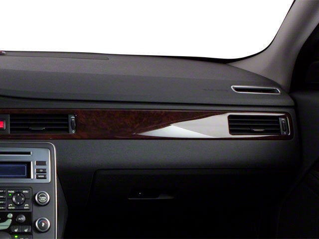 2013 Volvo XC70 Base