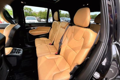 2019 Volvo XC90 Momentum