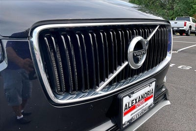 2019 Volvo XC90 Momentum