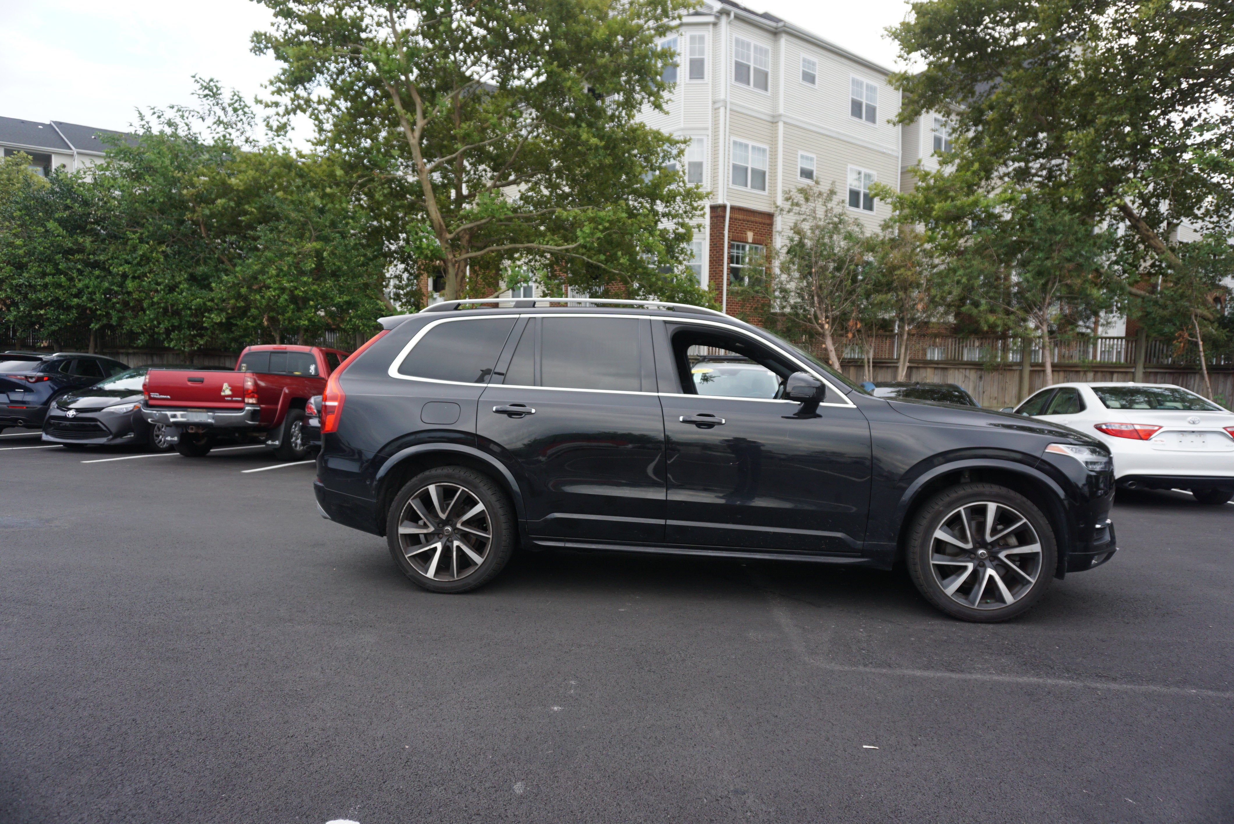 2019 Volvo XC90 Momentum