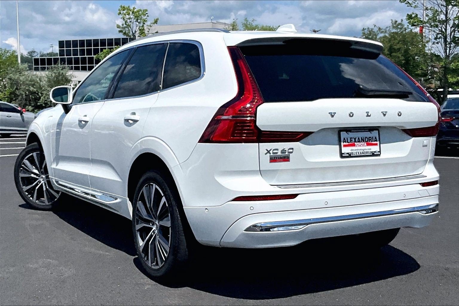 2022 Volvo XC60 Recharge Plug-In Hybrid Inscription Expression