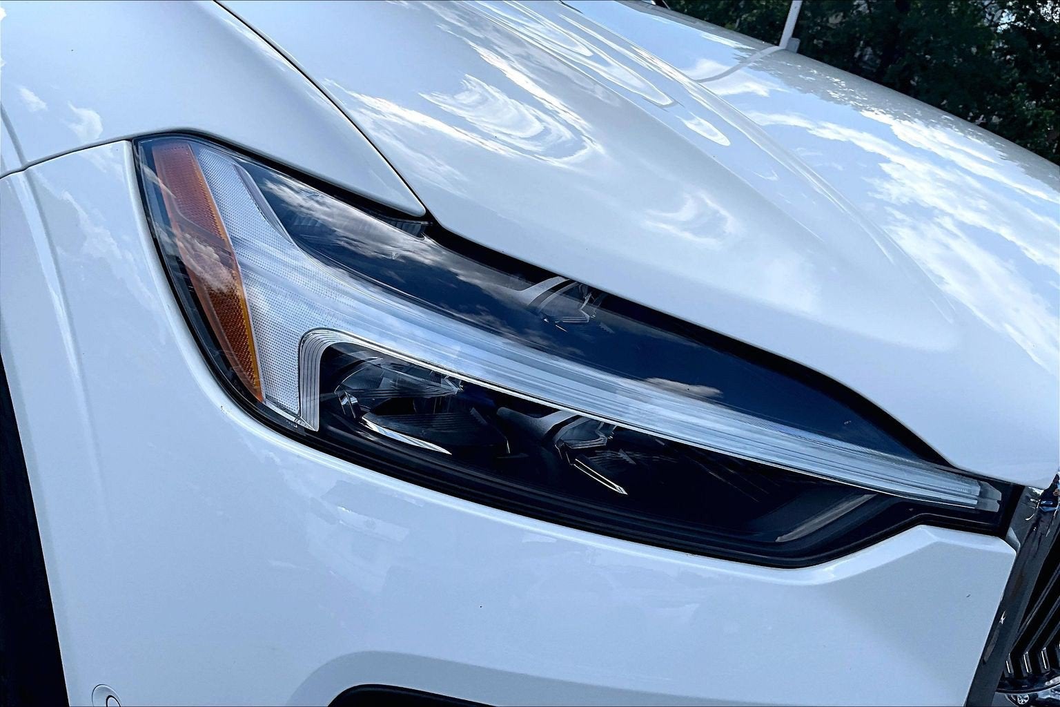 2022 Volvo XC60 Recharge Plug-In Hybrid Inscription Expression