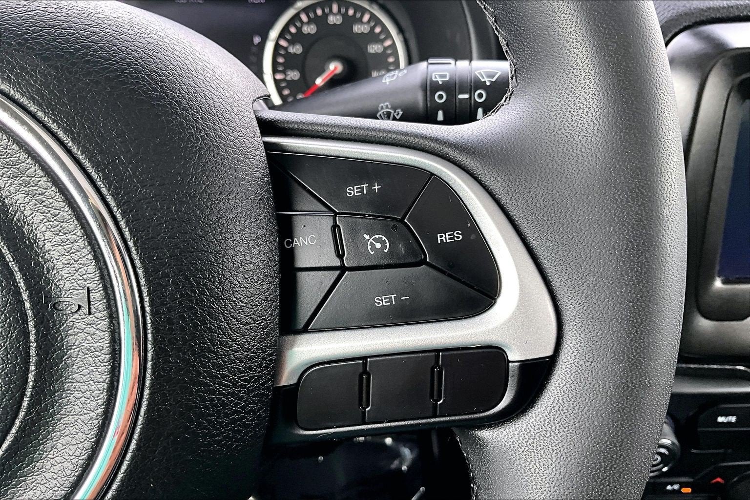 2021 Jeep Renegade Islander