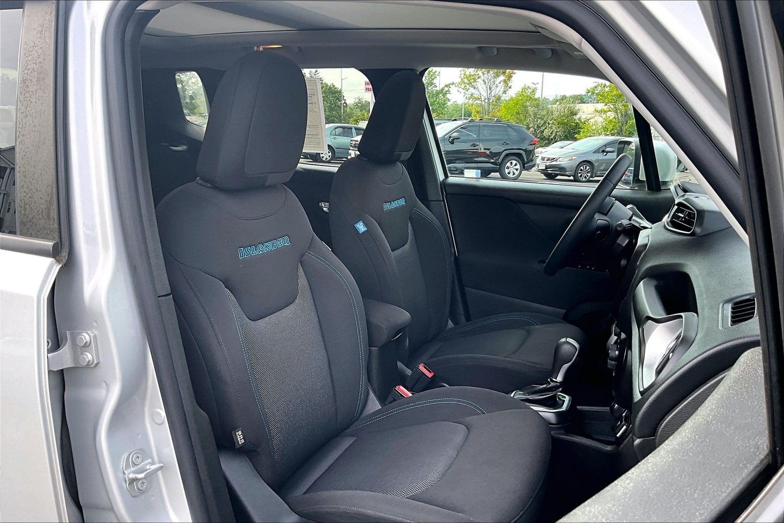 2021 Jeep Renegade Islander