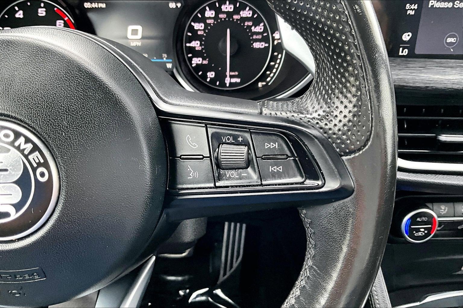 2022 Alfa Romeo Stelvio Sprint