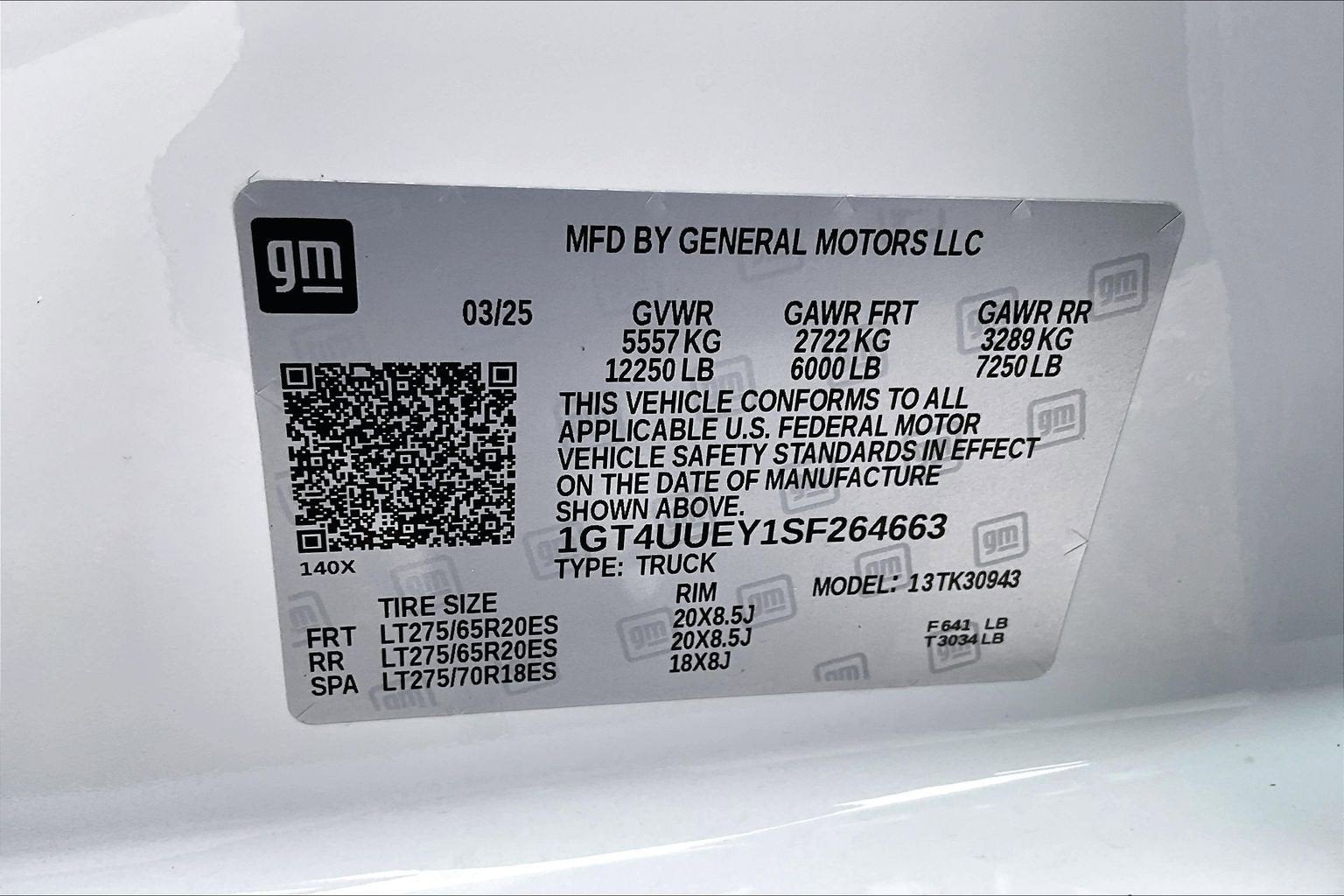 2025 GMC Sierra 3500HD SLT