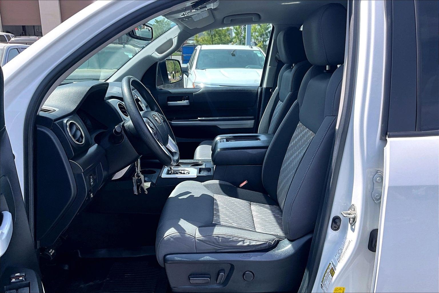 2020 Toyota Tundra 4WD SR5