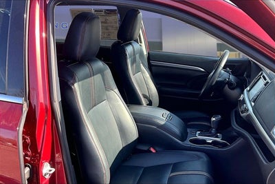 2019 Toyota Highlander Base