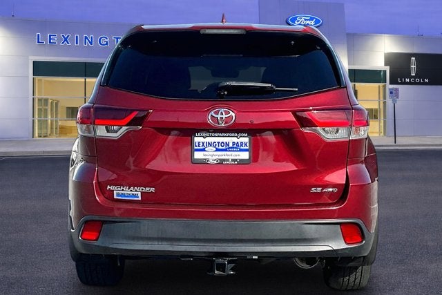2019 Toyota Highlander Base
