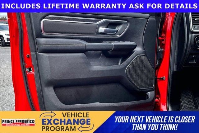 2025 RAM 1500 Big Horn Crew Cab 4x4 6'4' Box