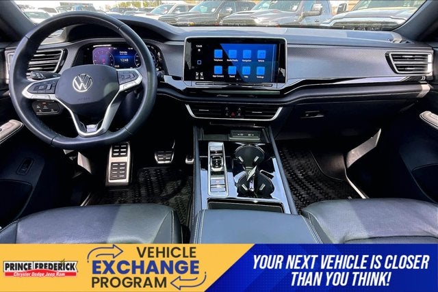 2024 Volkswagen Atlas Cross Sport 2.0T SEL R-Line