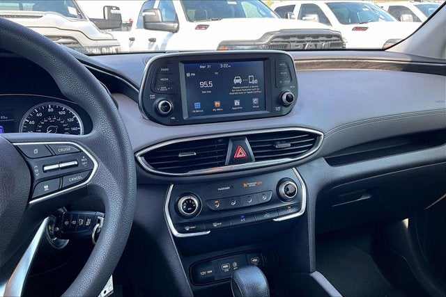 2019 Hyundai Santa Fe SE