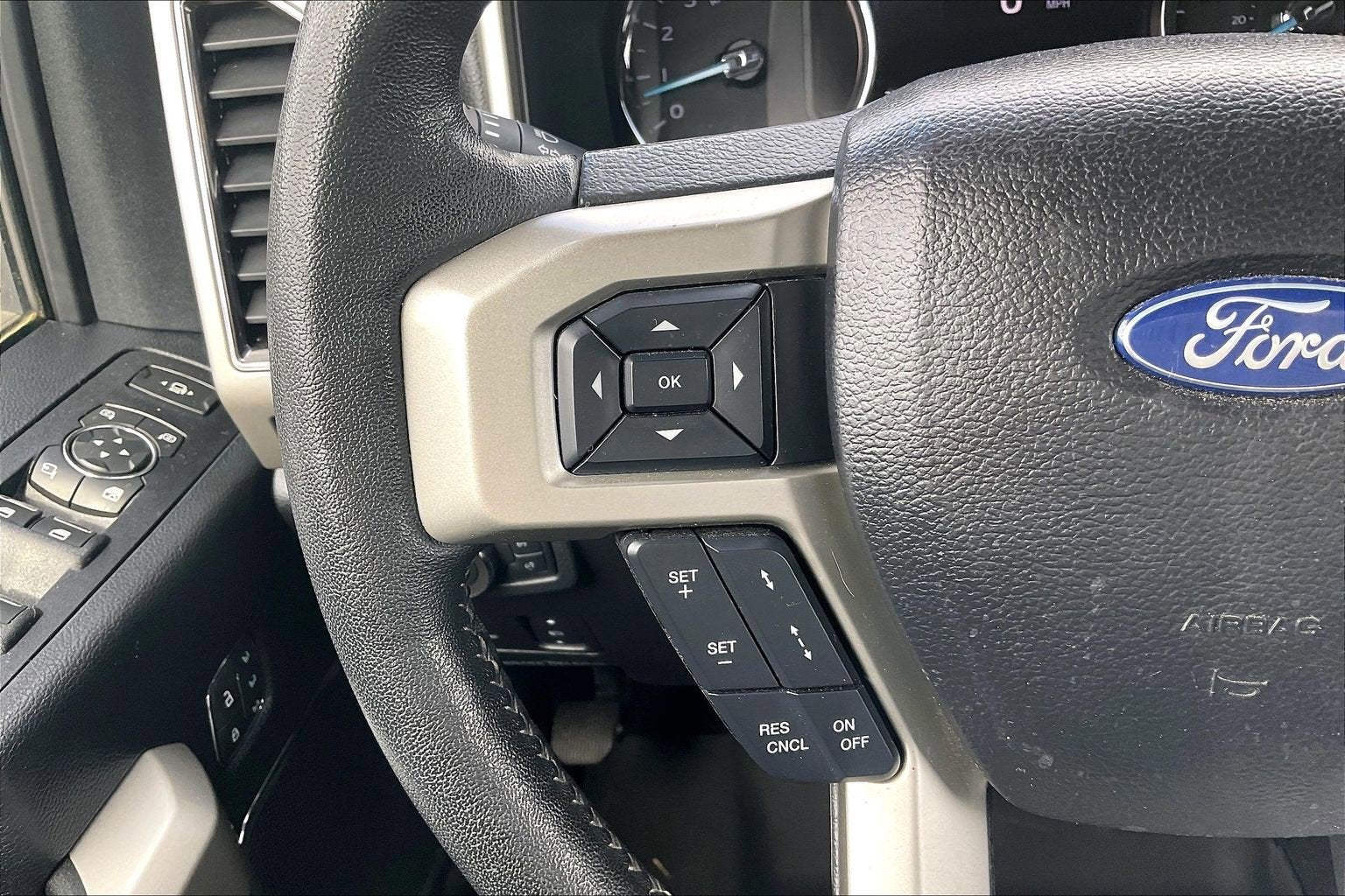 2020 Ford Super Duty F-350 SRW LARIAT