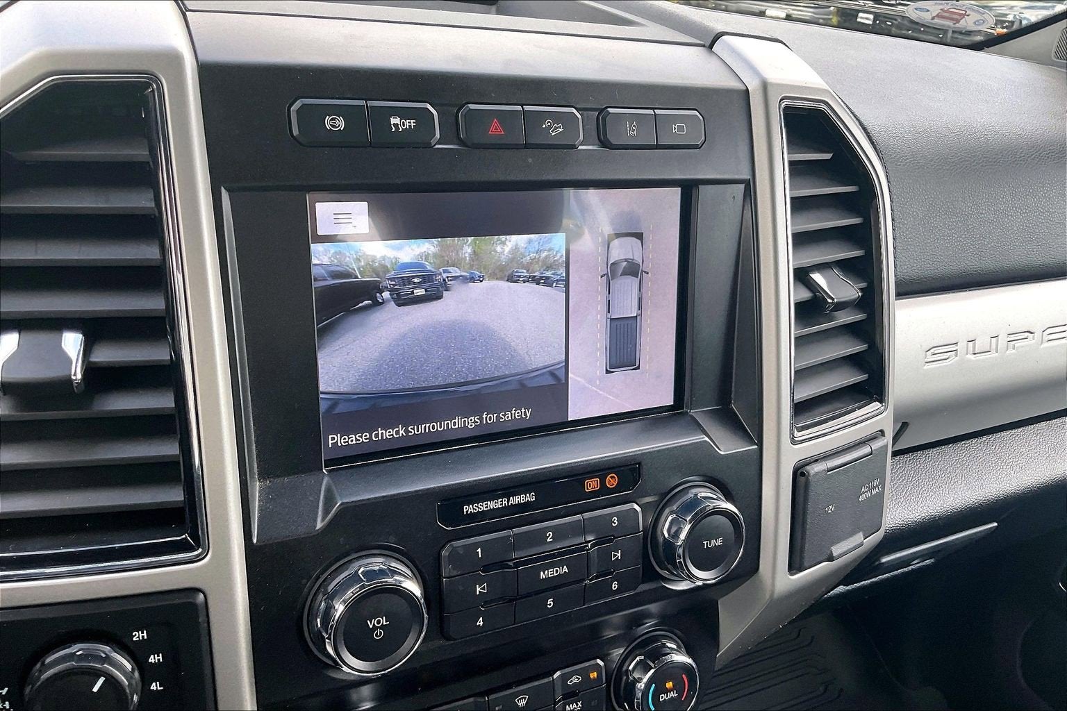 2020 Ford Super Duty F-350 SRW LARIAT