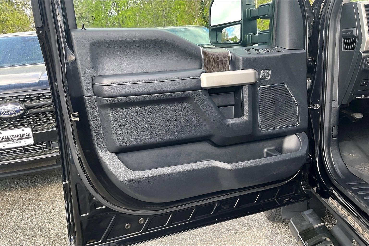 2020 Ford Super Duty F-350 SRW LARIAT