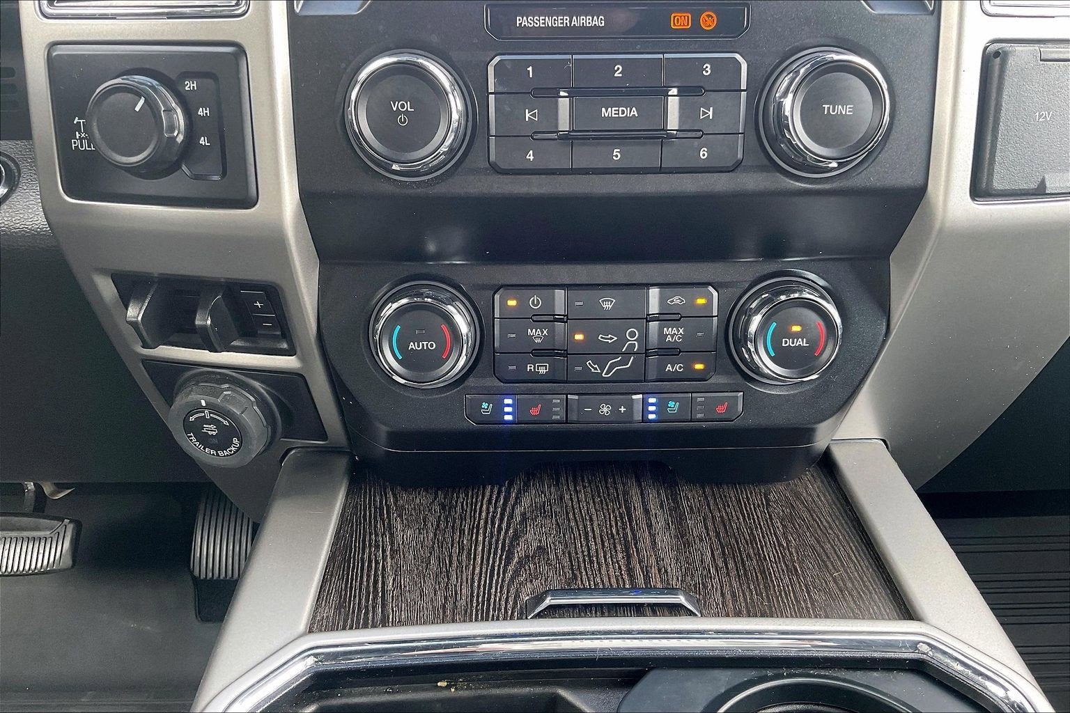 2020 Ford Super Duty F-350 SRW LARIAT