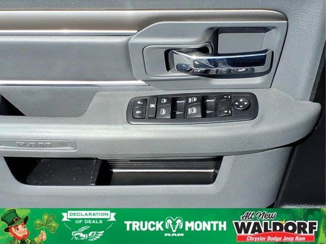 2017 RAM 1500 SLT Quad Cab 4x4 6'4' Box