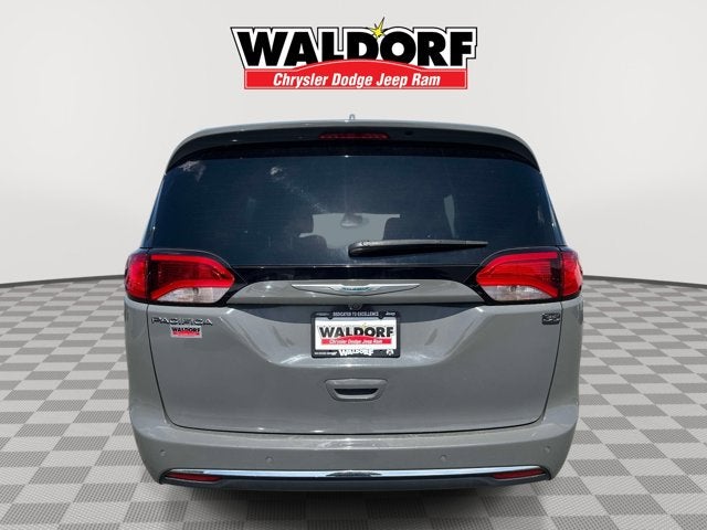 2020 Chrysler Pacifica Hybrid 35th Anniversary Limited