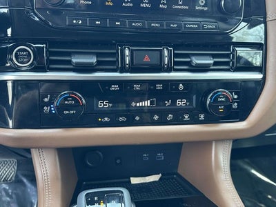 2023 Nissan Pathfinder Platinum