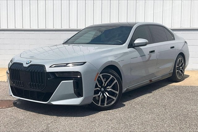 2024 BMW 740i 740i