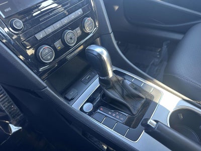 2020 Volkswagen Passat 2.0T R-Line