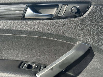 2020 Volkswagen Passat 2.0T R-Line