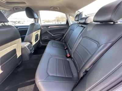 2020 Volkswagen Passat 2.0T R-Line