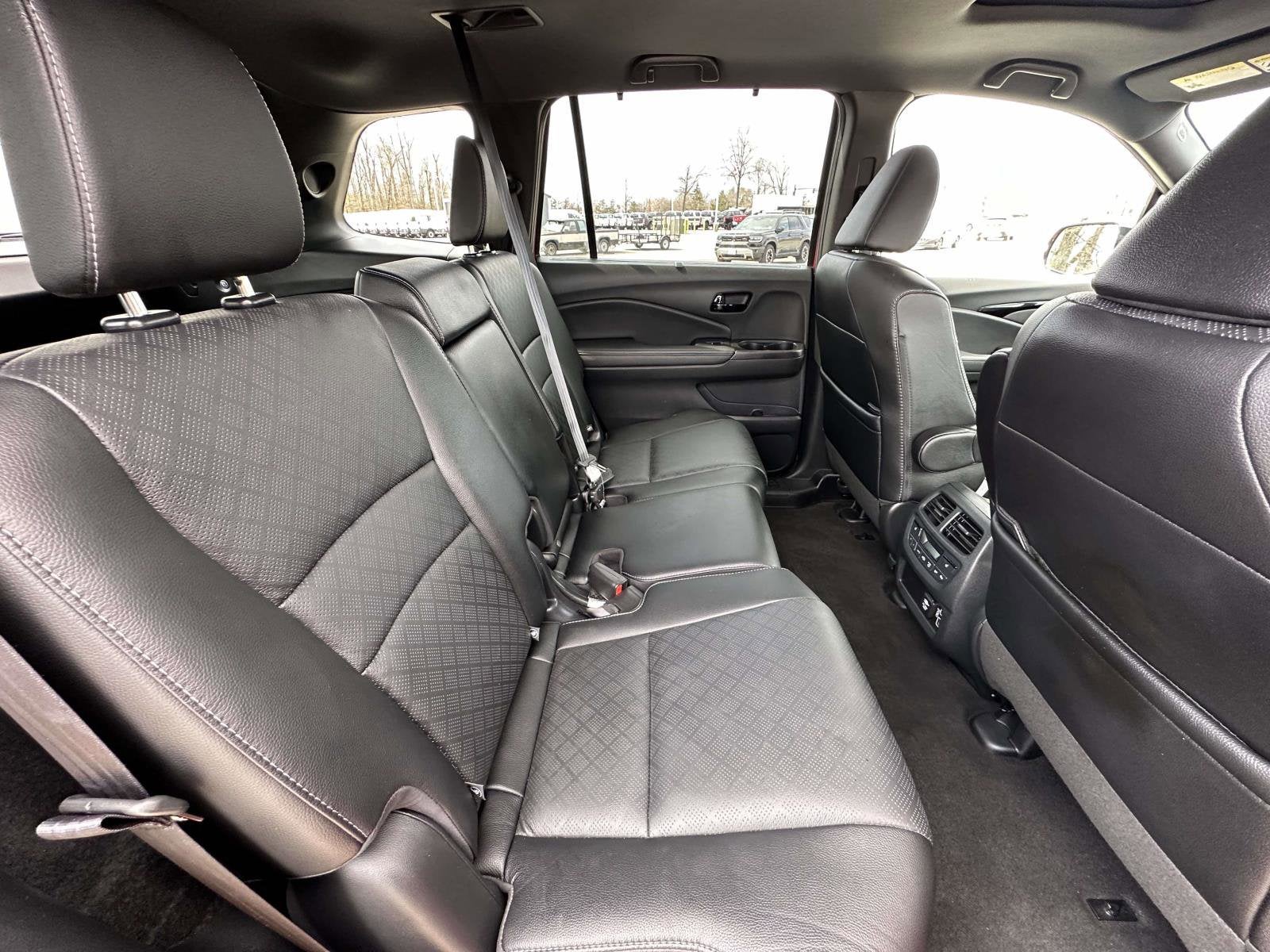 2023 Honda Passport Elite