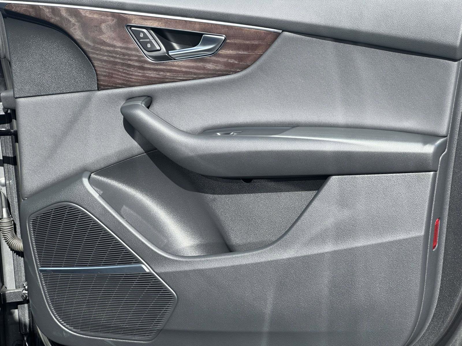 2019 Audi Q8 Premium Plus