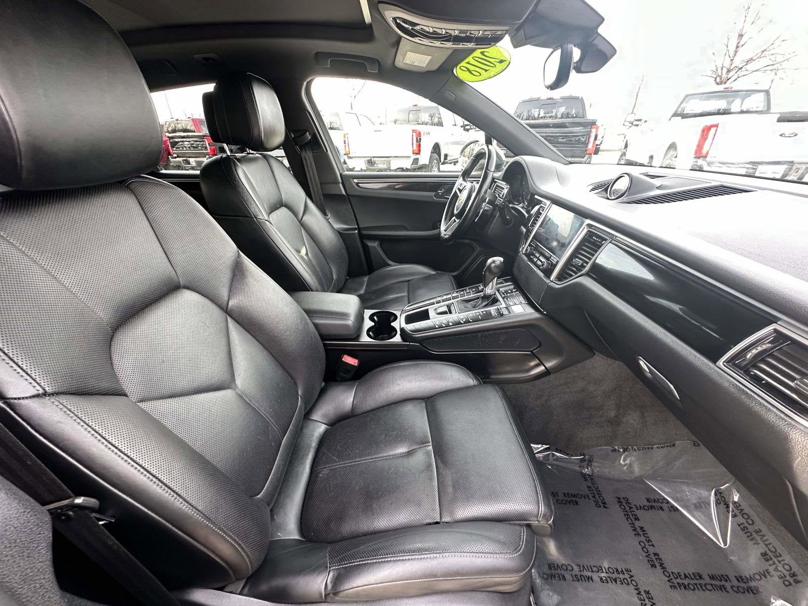 2018 Porsche Macan Base