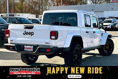 2024 Jeep Gladiator Nighthawk