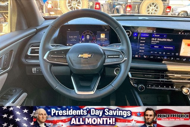 2025 Chevrolet Traverse FWD LT