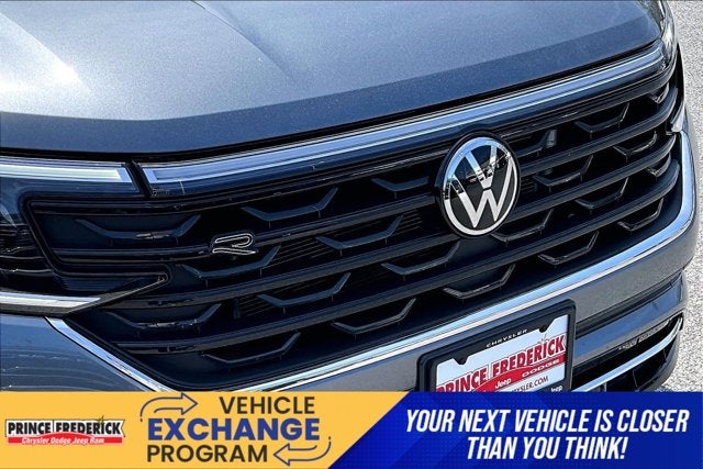 2024 Volkswagen Atlas Cross Sport 2.0T SEL R-Line