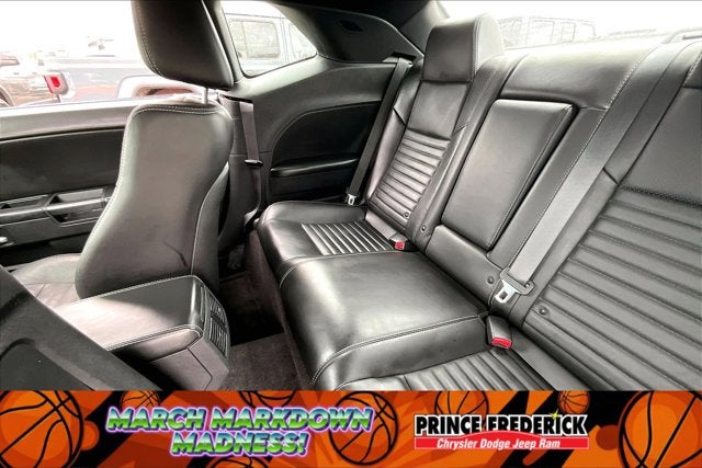 2014 Dodge Challenger SXT Plus