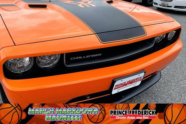 2014 Dodge Challenger SXT Plus