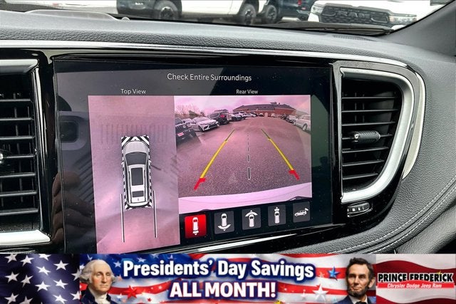 2023 Chrysler Pacifica Hybrid Limited