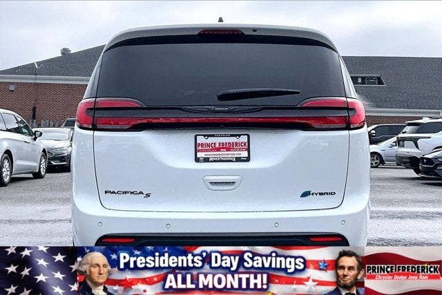 2023 Chrysler Pacifica Hybrid Limited