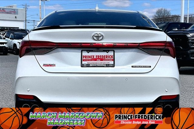 2019 Toyota Avalon Base